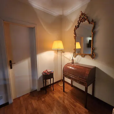 Authentic Roman Apartment With Terrace-2